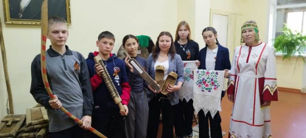 Урок родного языка «Эп чӑваш пулнипе мухтанатӑп»