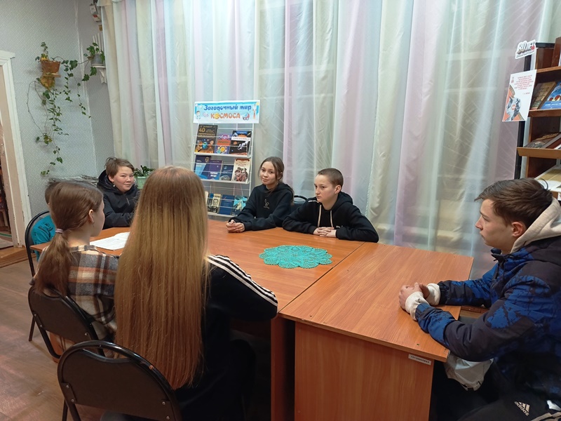 Меж звезд и галактик Меж звезд и галактик