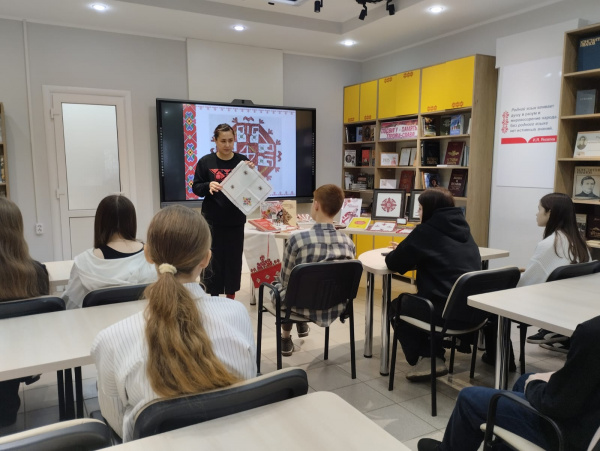 Погружение в удивительный мир чувашской вышивки