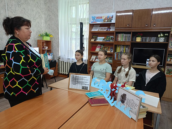 Под алым парусом мечты