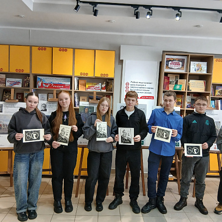 Выставка картин чувашских художников в Центральной библиотеке